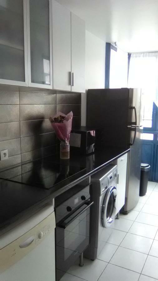 Appartements Sully Mantes-la-Jolie Exterior photo